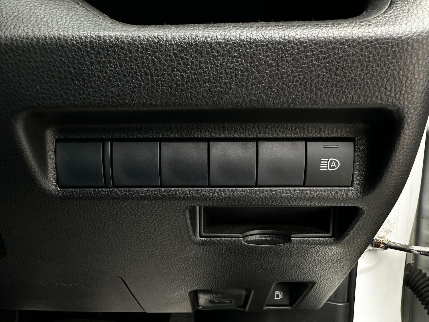 Used Toyota RAV4 2021 for sale - 76744147: Photo 36