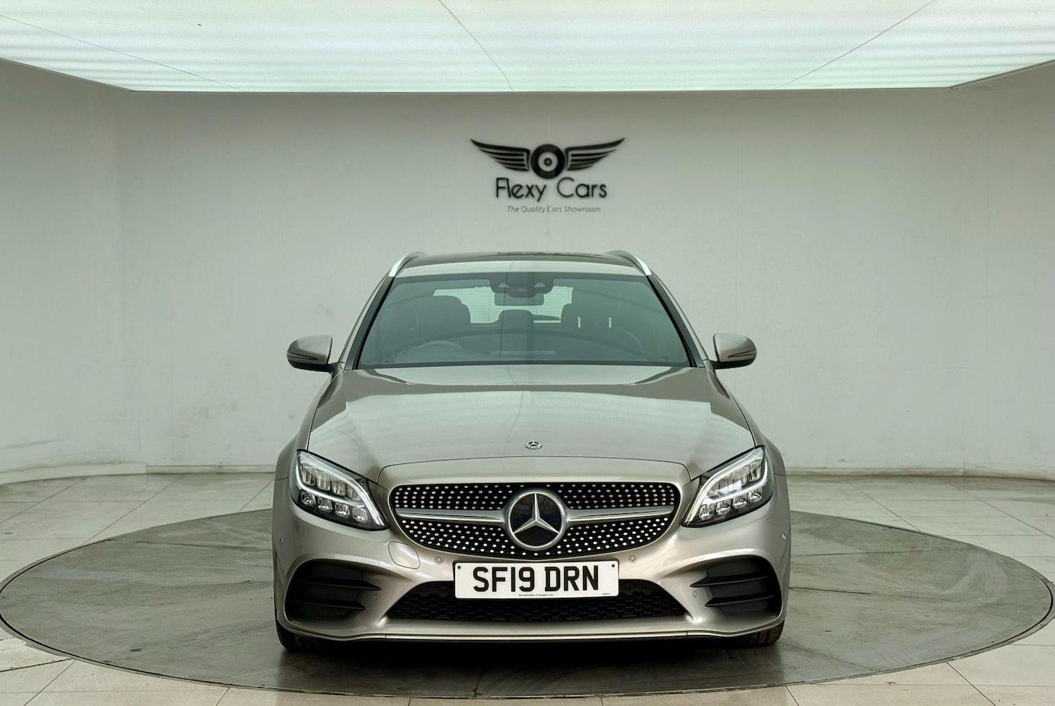 Used Mercedes-Benz C Class 2019 for sale - 76744223: Photo 3