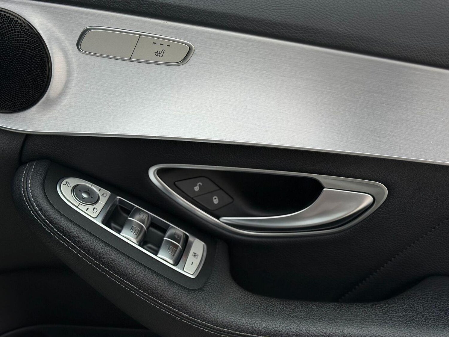 Used Mercedes-Benz C Class 2019 for sale - 76744223: Photo 34