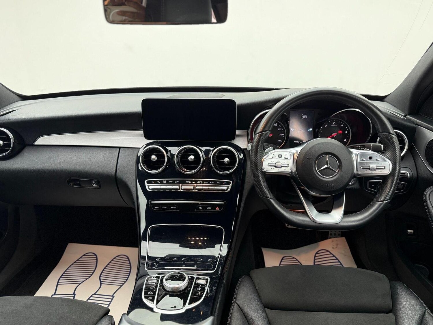 Used Mercedes-Benz C Class 2019 for sale - 76744223: Photo 43