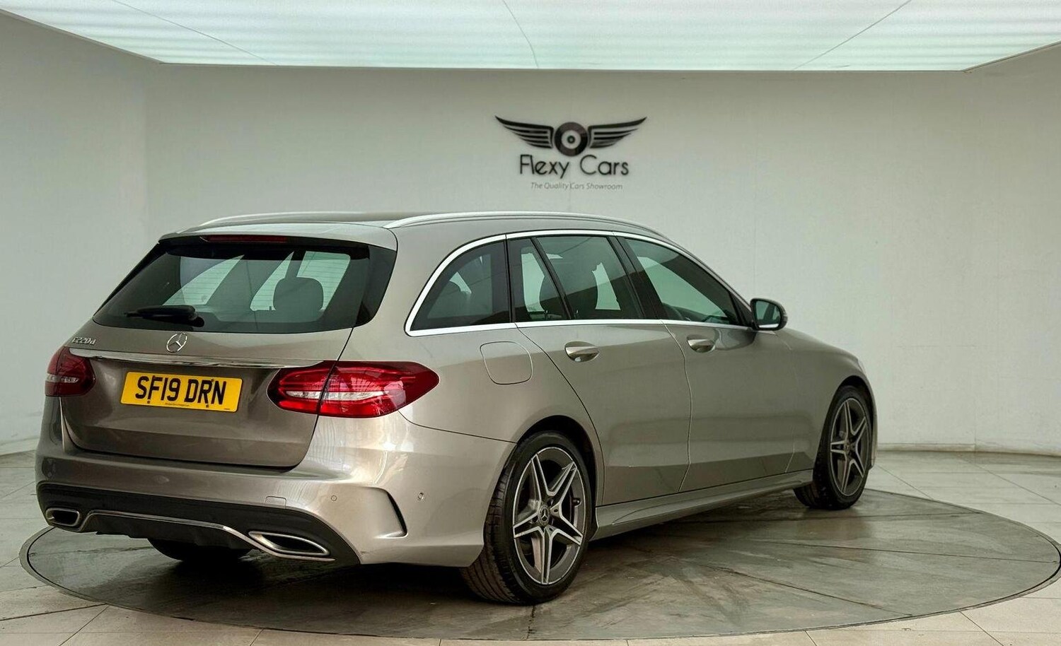 Used Mercedes-Benz C Class 2019 for sale - 76744223: Photo 8