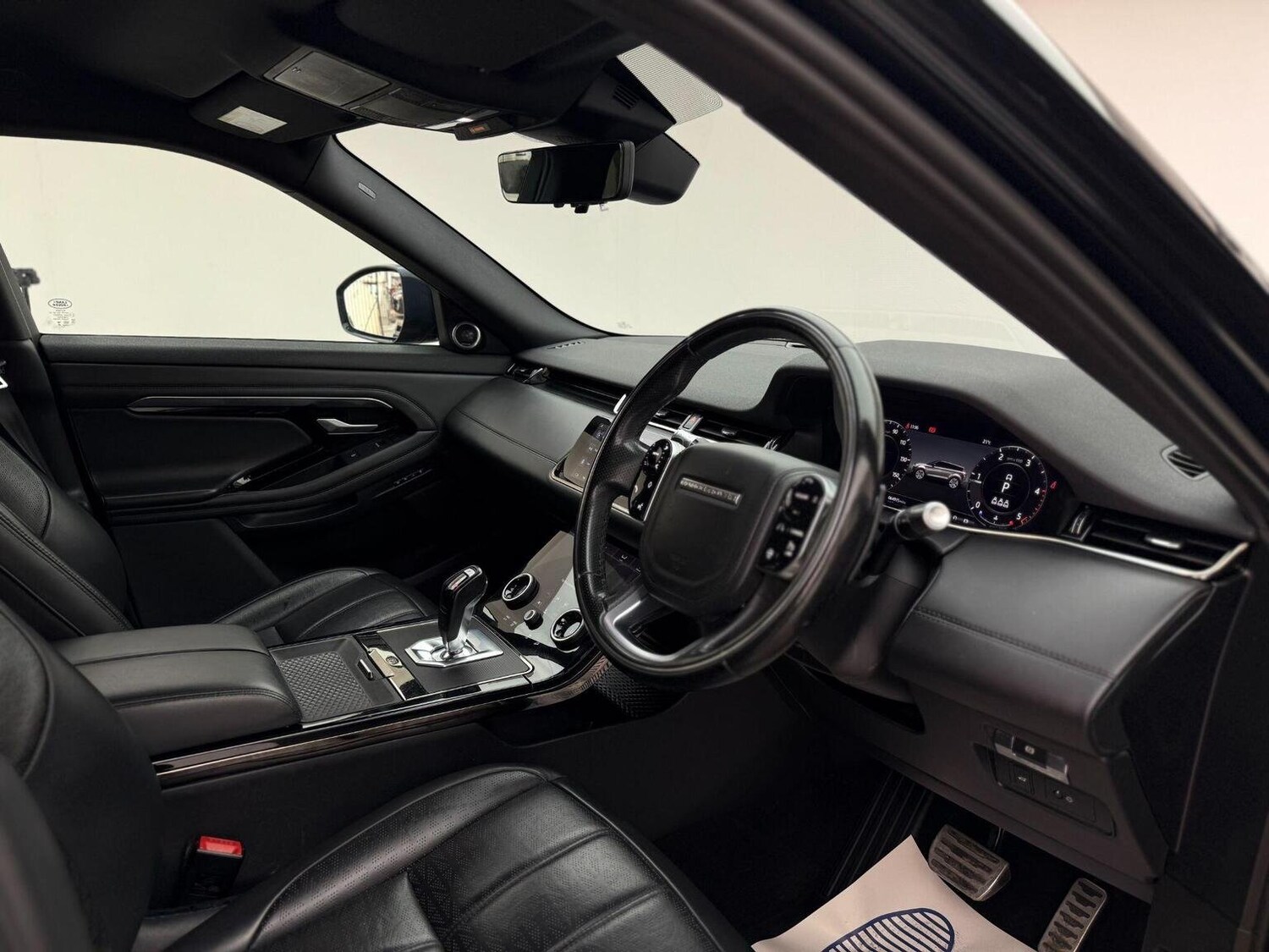 Used Land Rover Range Rover Evoque 2019 for sale - 76744210: Photo 30