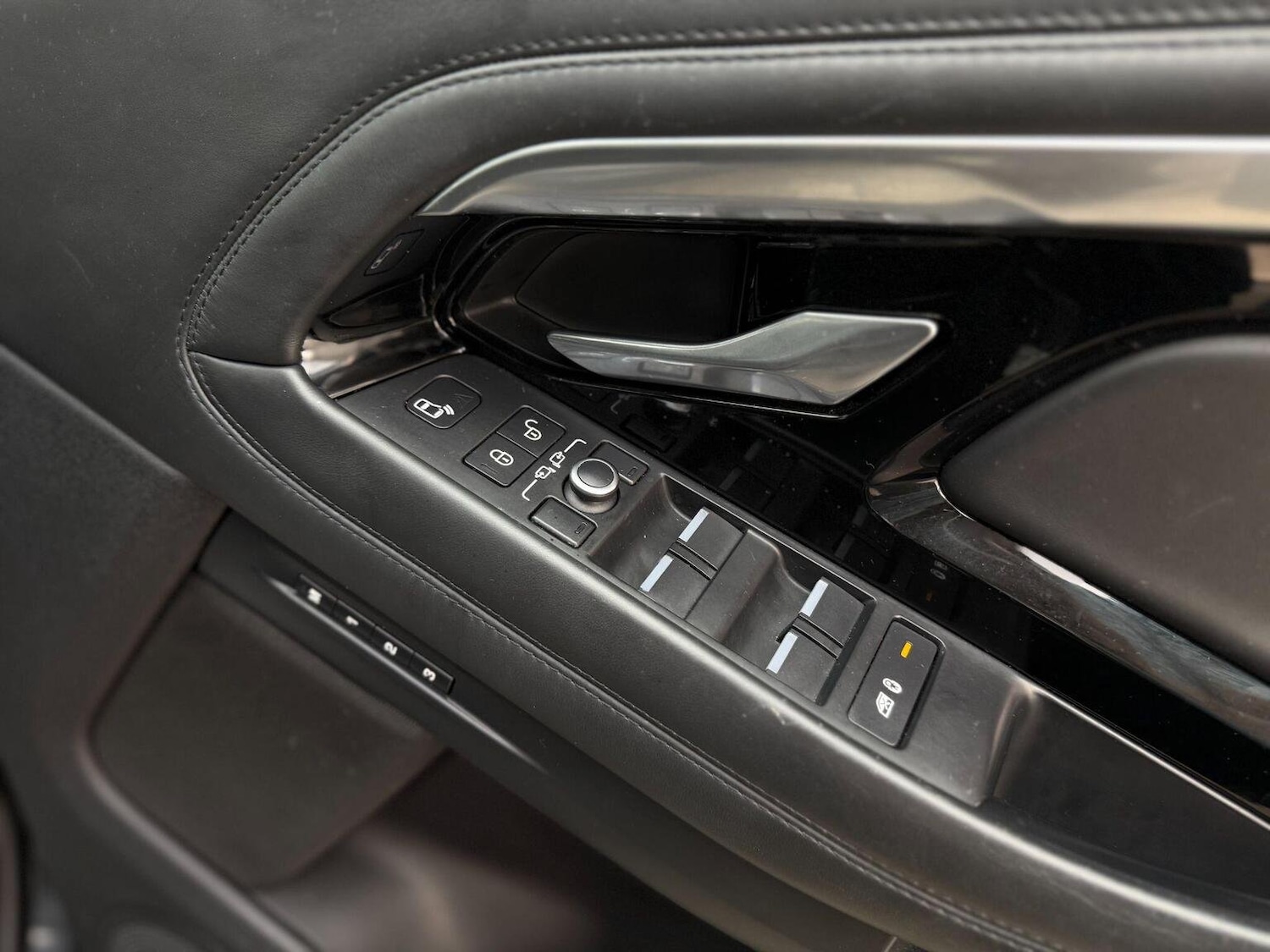 Used Land Rover Range Rover Evoque 2019 for sale - 76744210: Photo 32