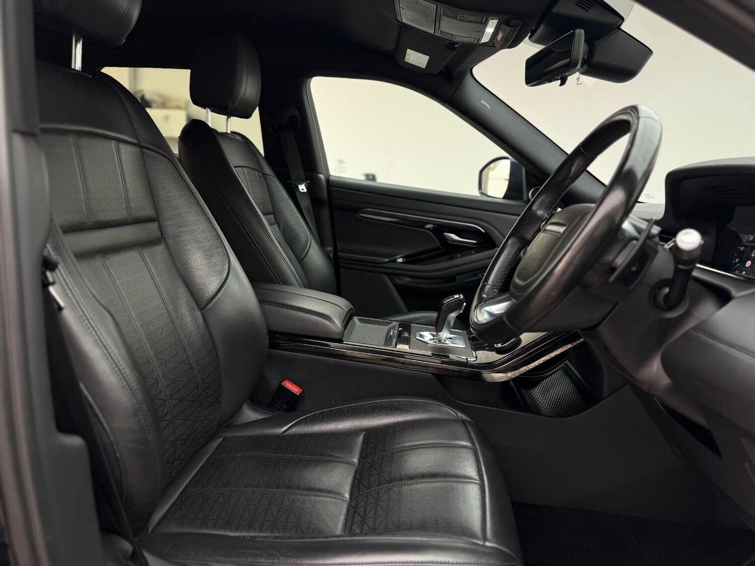 Used Land Rover Range Rover Evoque 2019 for sale - 76744210: Photo 33
