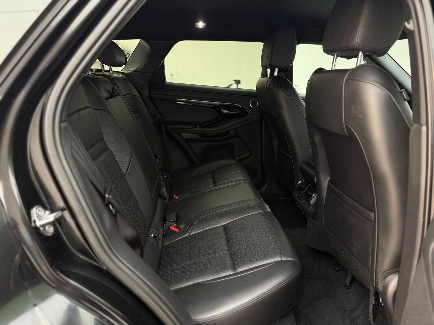 Used Land Rover Range Rover Evoque 2019 for sale - 76744210: Photo 36