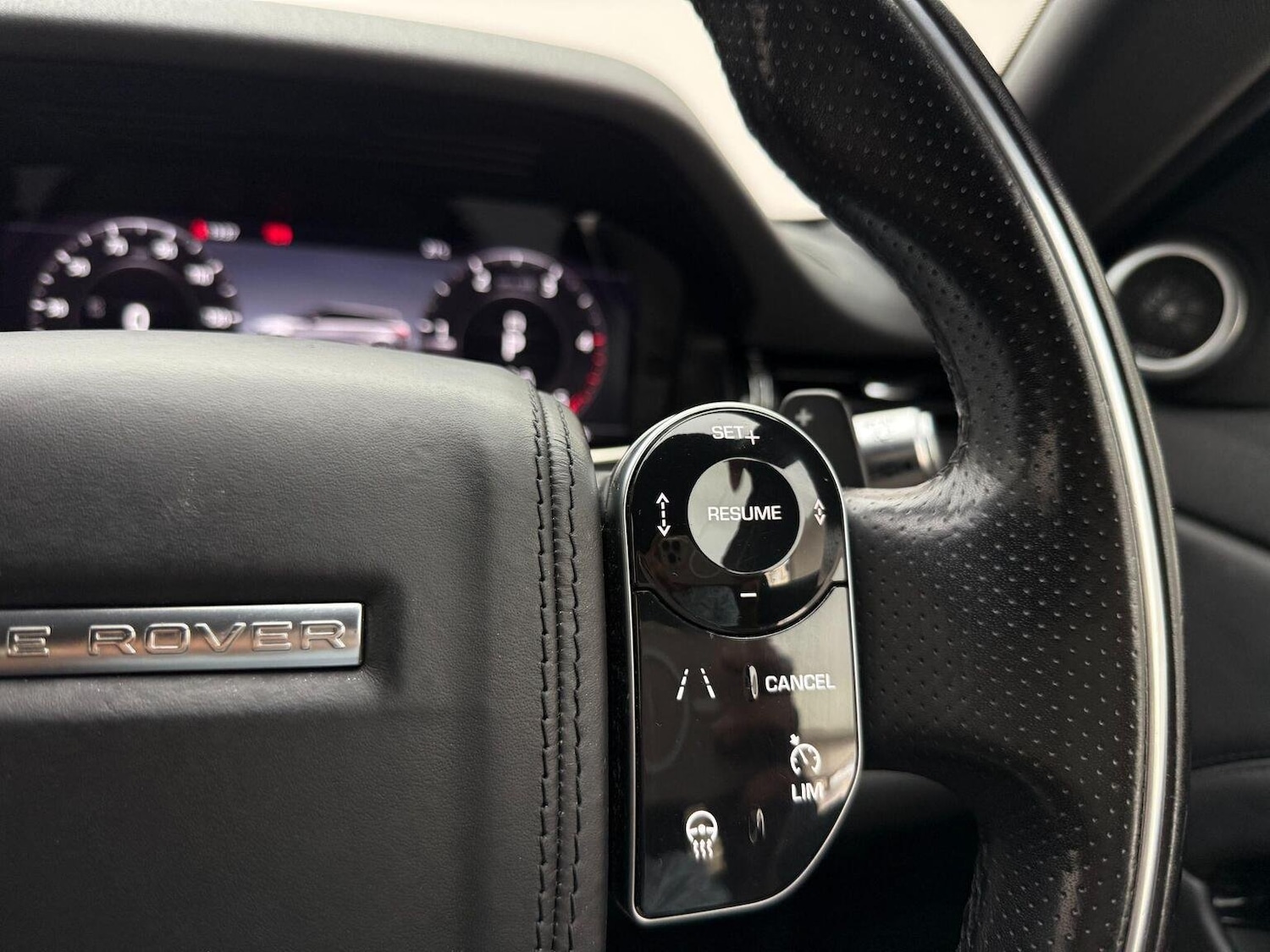 Used Land Rover Range Rover Evoque 2019 for sale - 76744210: Photo 47