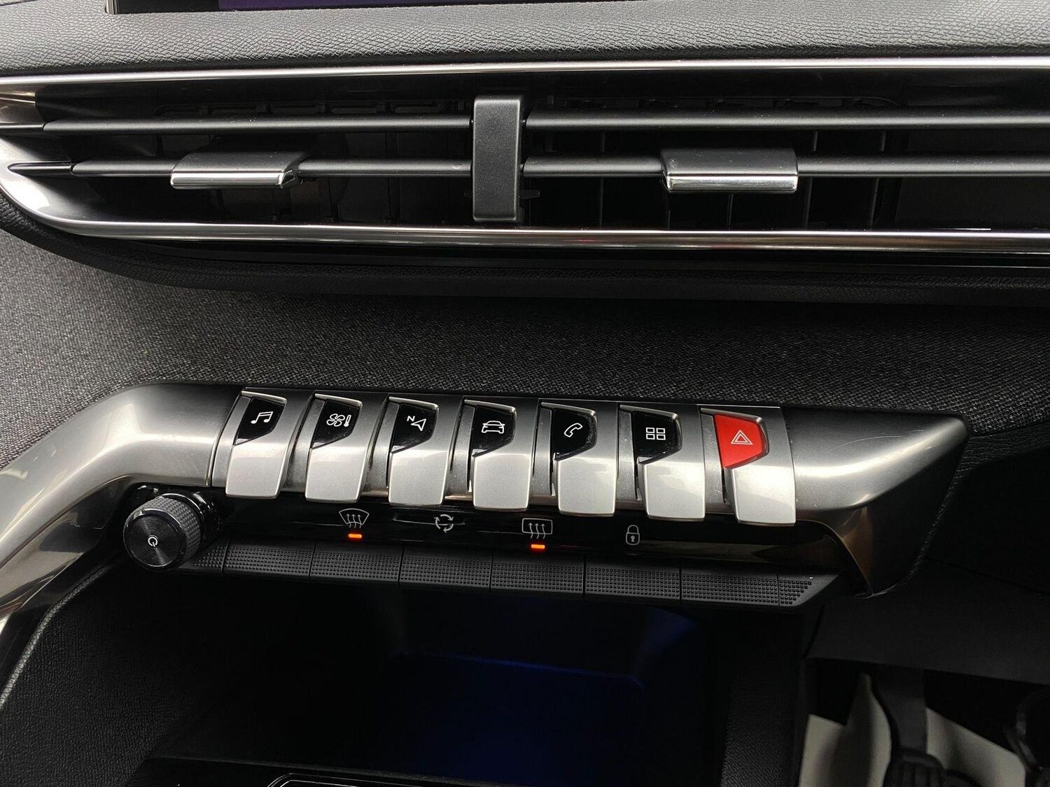 Used Peugeot 3008 2019 for sale - 76744233: Photo 44