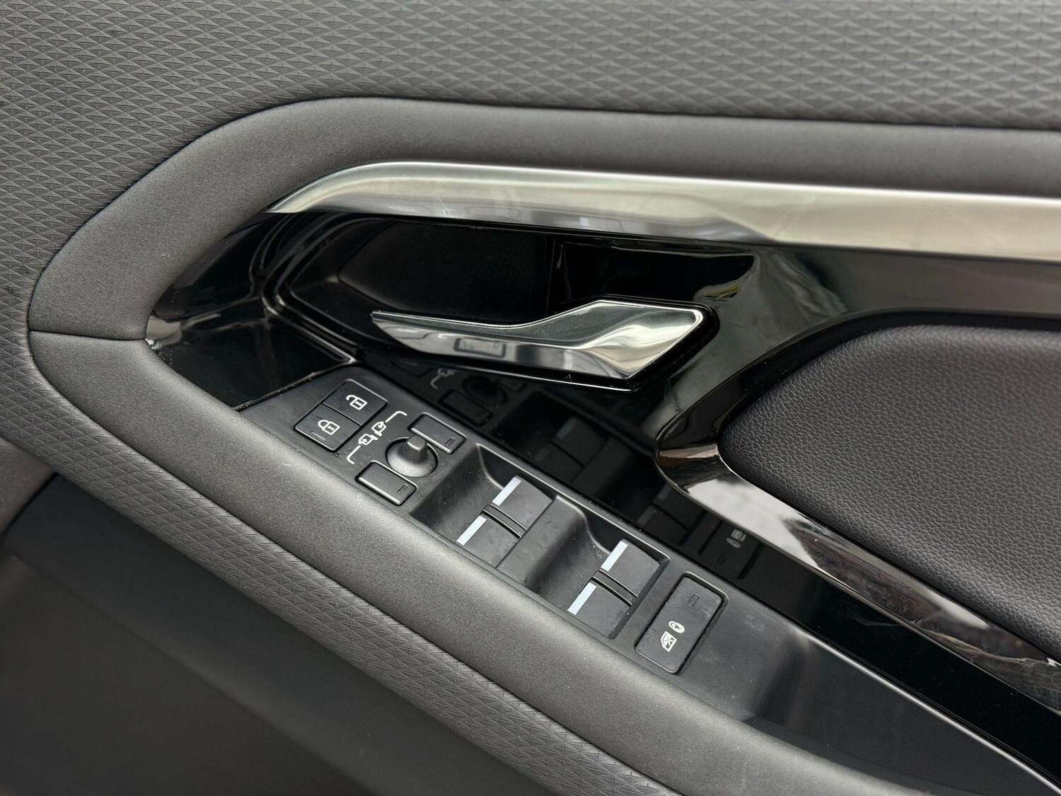 Used Land Rover Range Rover Evoque 2022 for sale - 76744211: Photo 34