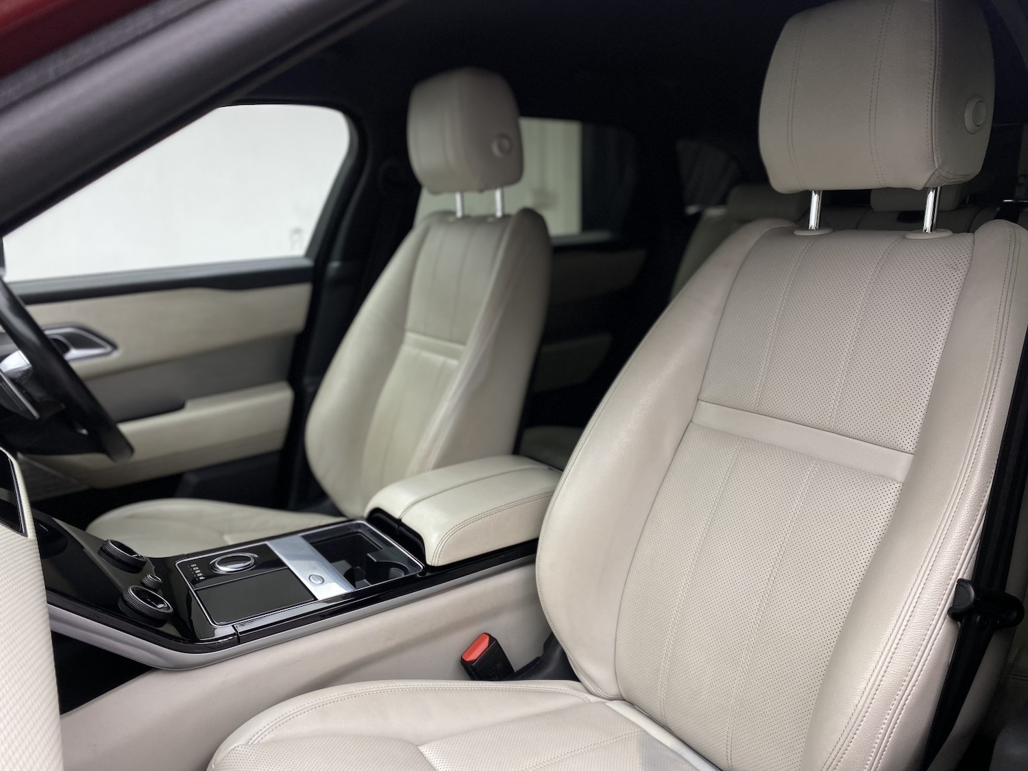 Used Land Rover Range Rover Velar 2019 for sale - 76769854: Photo 34