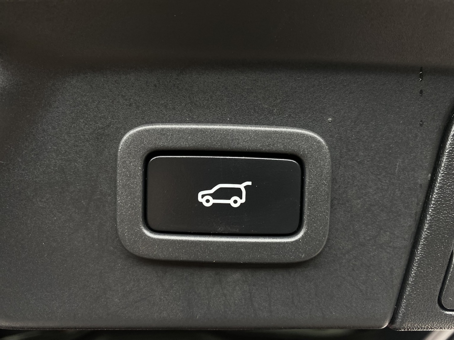 Used Land Rover Range Rover Velar 2019 for sale - 76769854: Photo 38