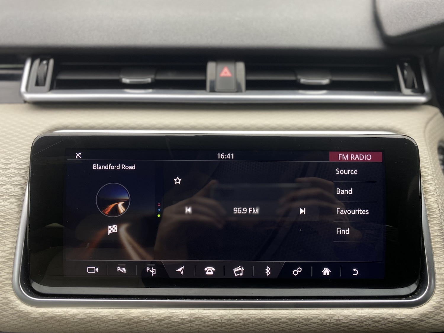 Used Land Rover Range Rover Velar 2019 for sale - 76769854: Photo 54