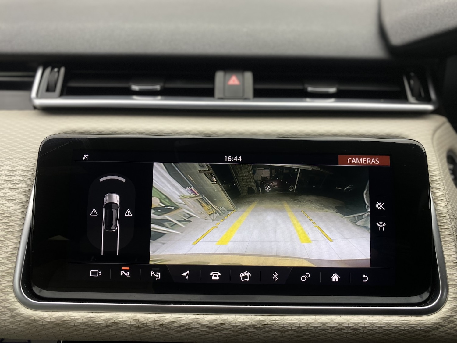 Used Land Rover Range Rover Velar 2019 for sale - 76769854: Photo 58