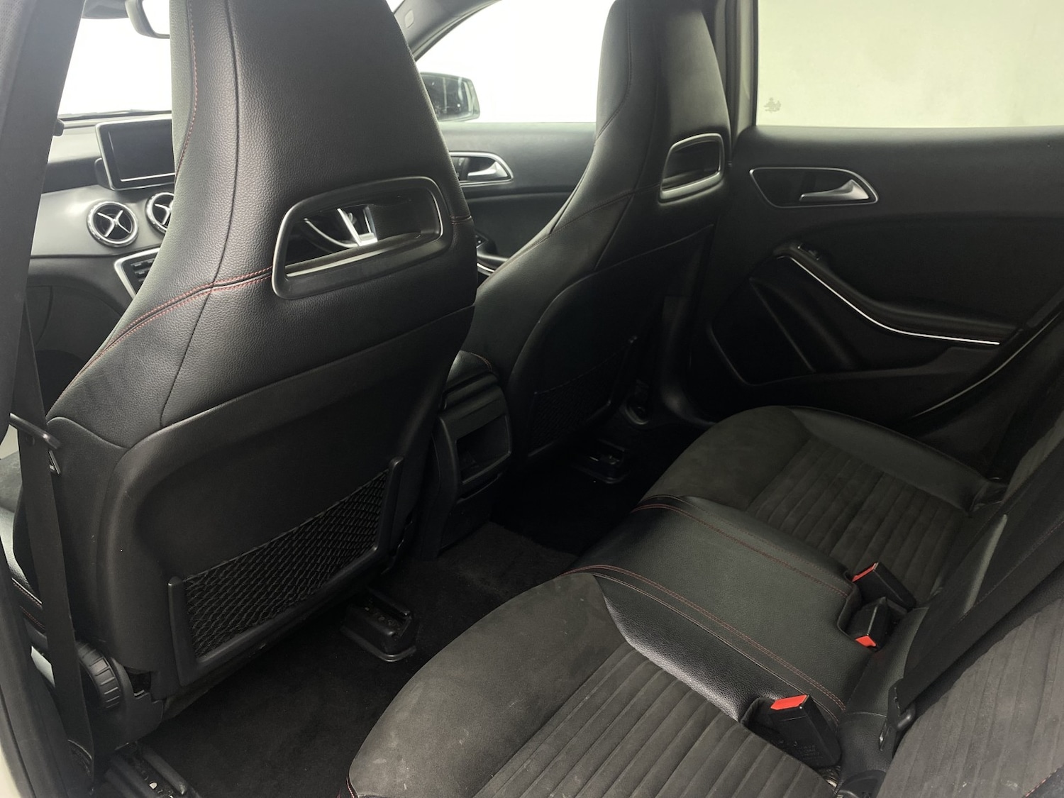 Used Mercedes-Benz GLA 2015 for sale - 76891792: Photo 41