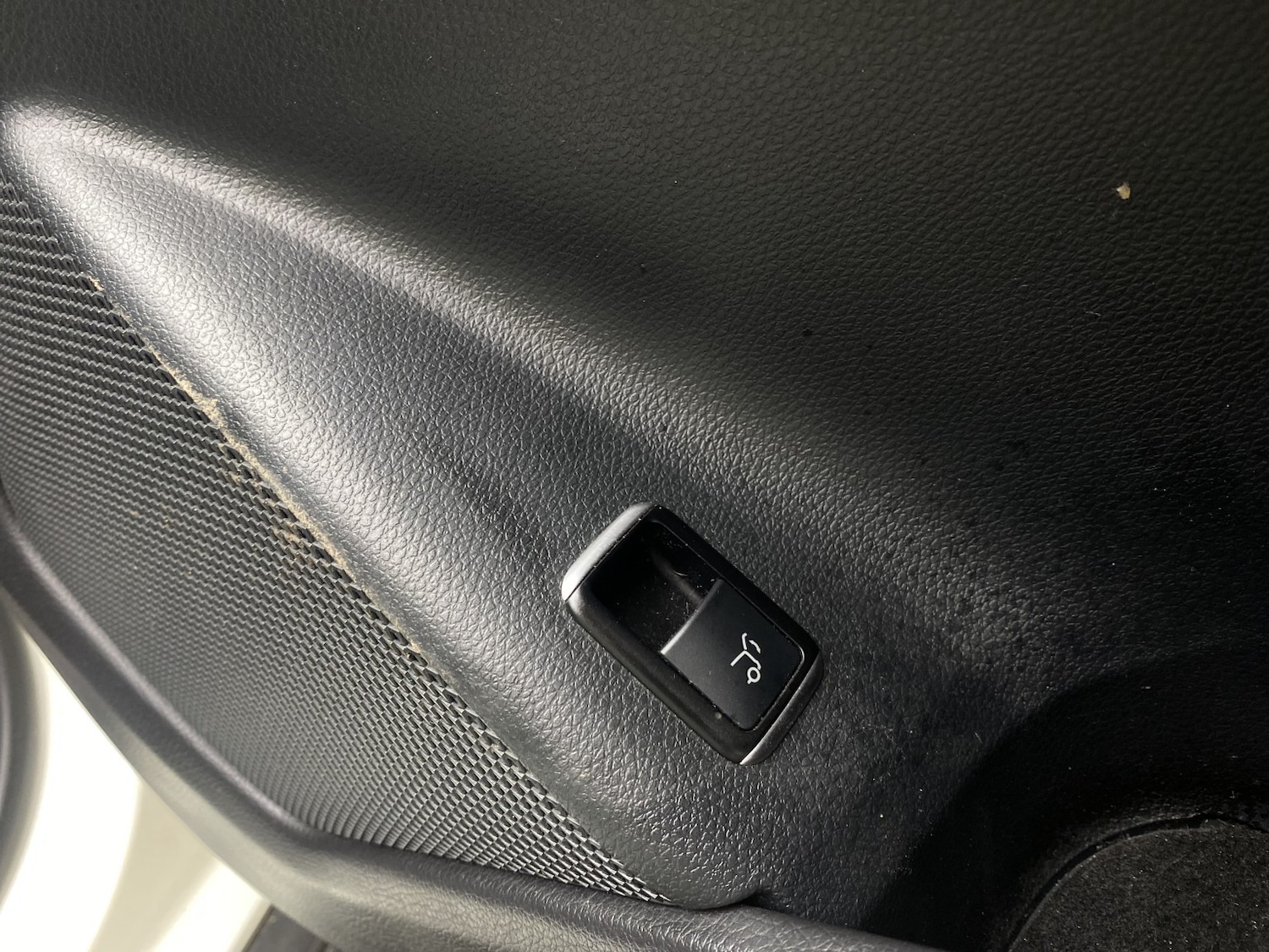 Used Mercedes-Benz GLA 2015 for sale - 76891792: Photo 51