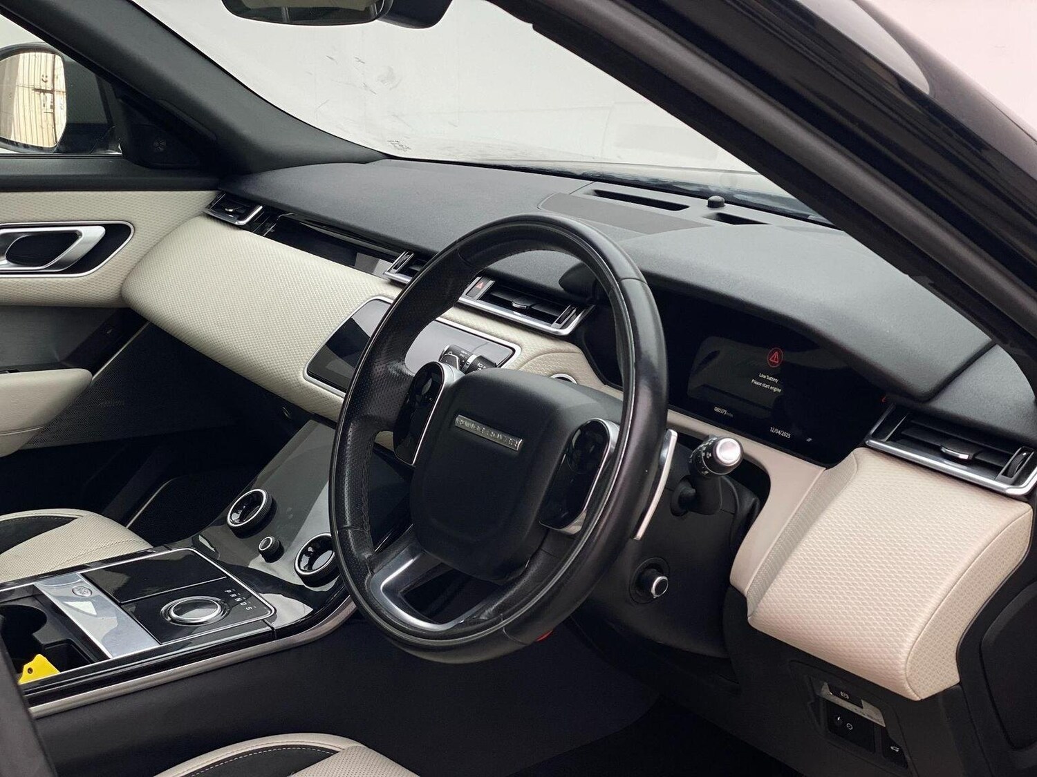 Used Land Rover Range Rover Velar 2020 for sale - 76744249: Photo 12