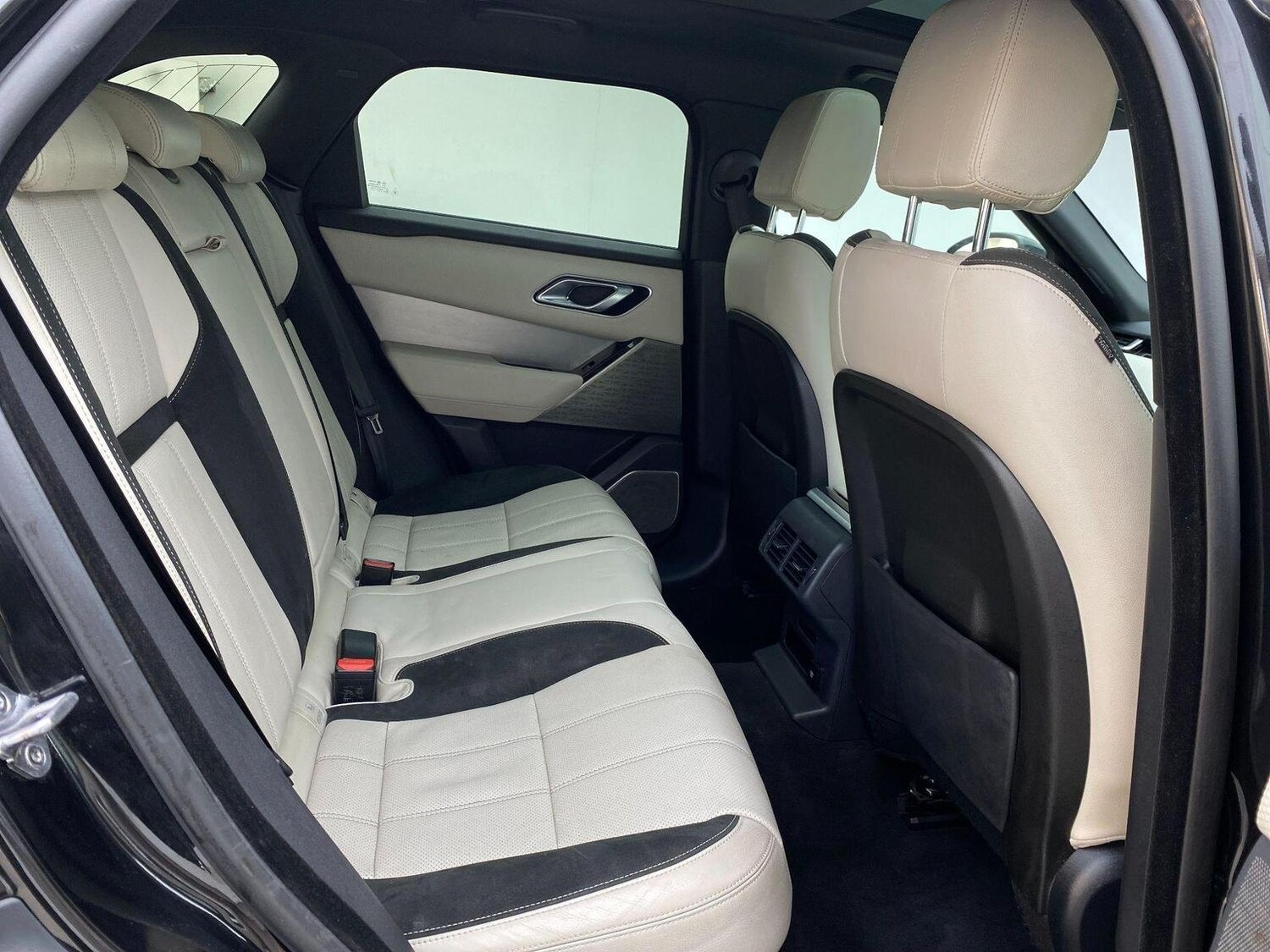 Used Land Rover Range Rover Velar 2020 for sale - 76744249: Photo 39