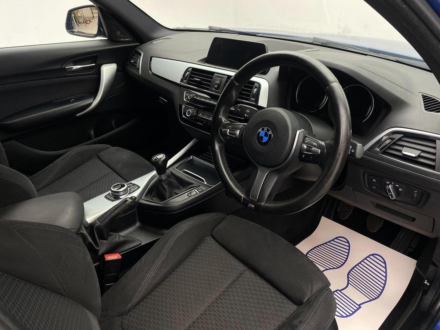 Used BMW 1 Series 2017 for sale - 76744176: Photo 2