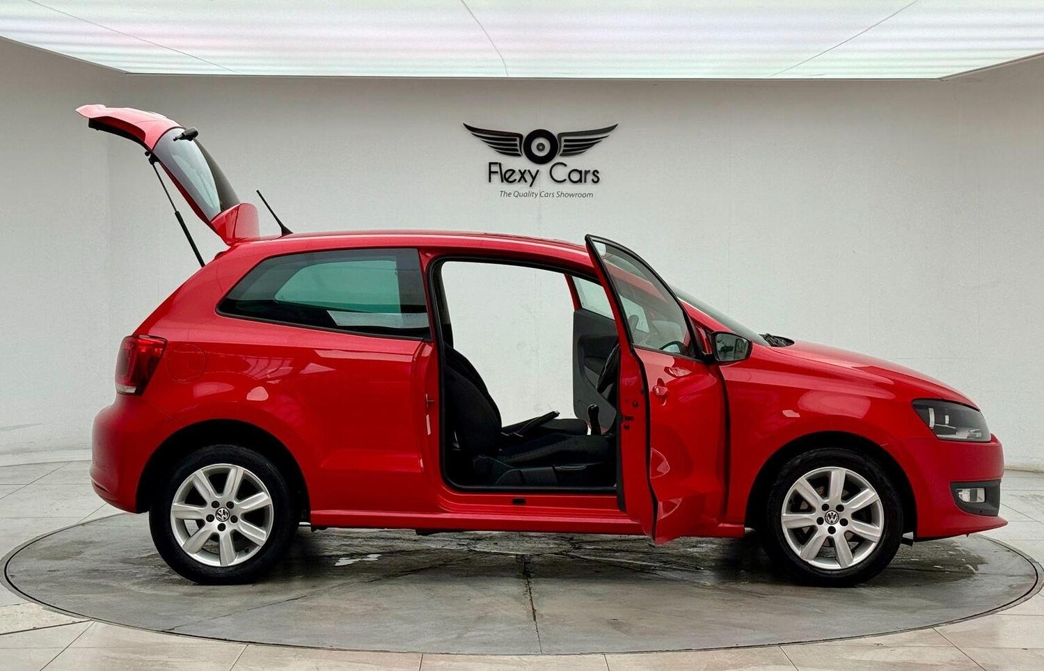 Used Volkswagen Polo 2014 for sale - 76744235: Photo 30