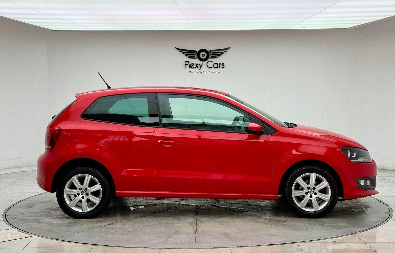 Used Volkswagen Polo 2014 for sale - 76744235: Photo 6