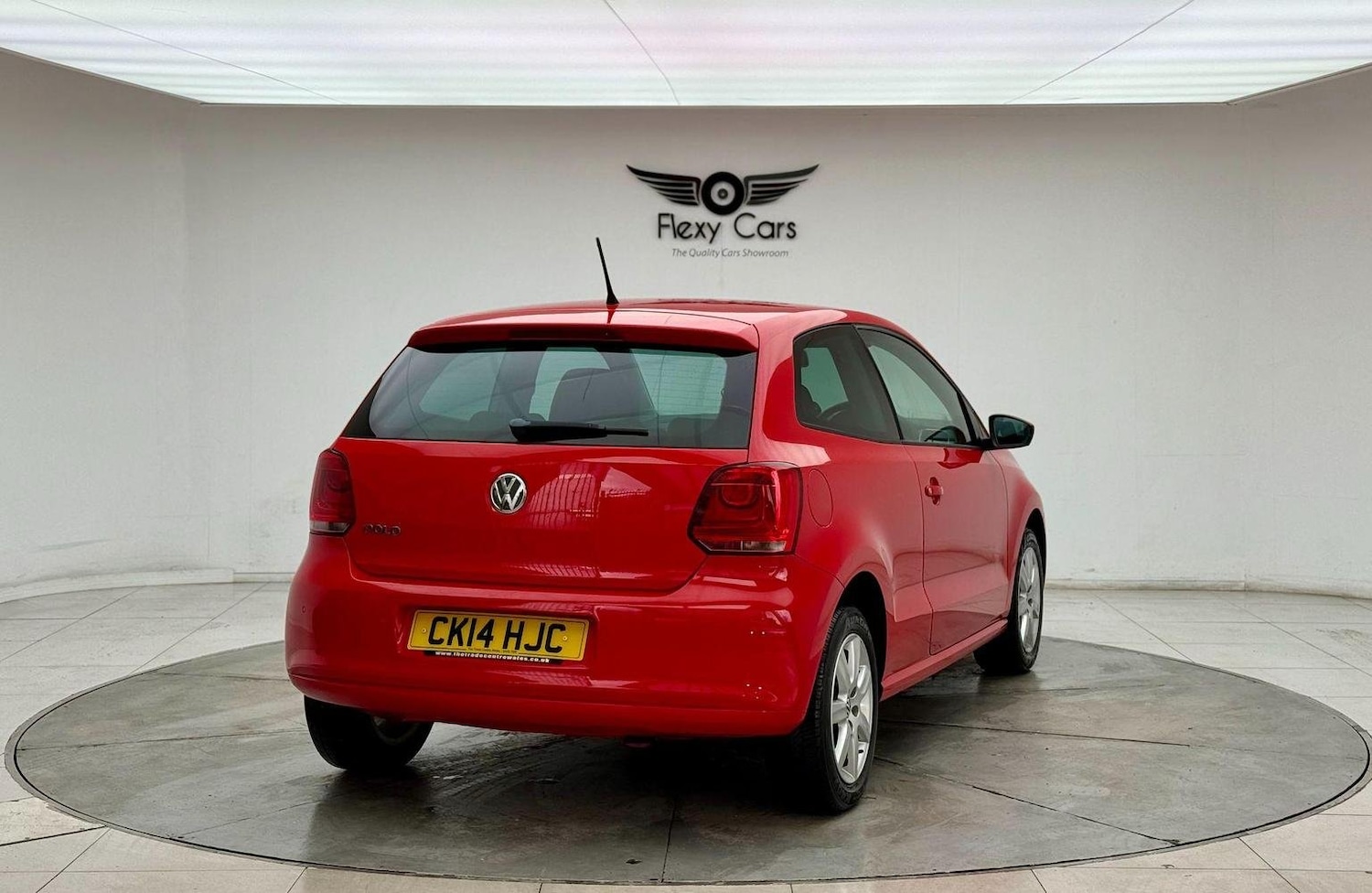 Used Volkswagen Polo 2014 for sale - 76744235: Photo 7