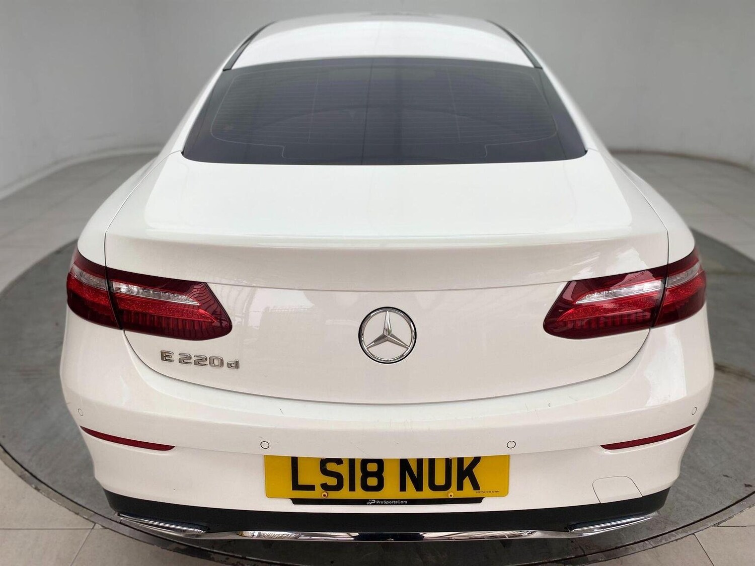 Used Mercedes-Benz E Class 2018 for sale - 76744188: Photo 17