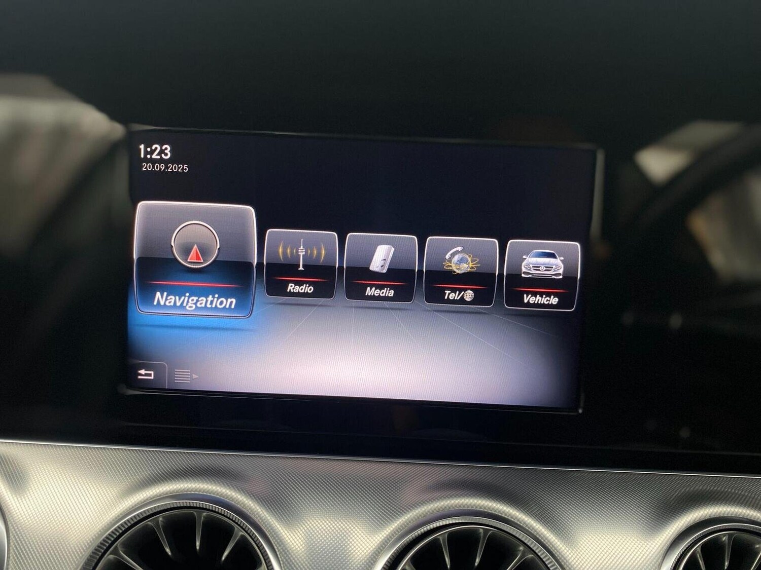 Used Mercedes-Benz E Class 2018 for sale - 76744188: Photo 48