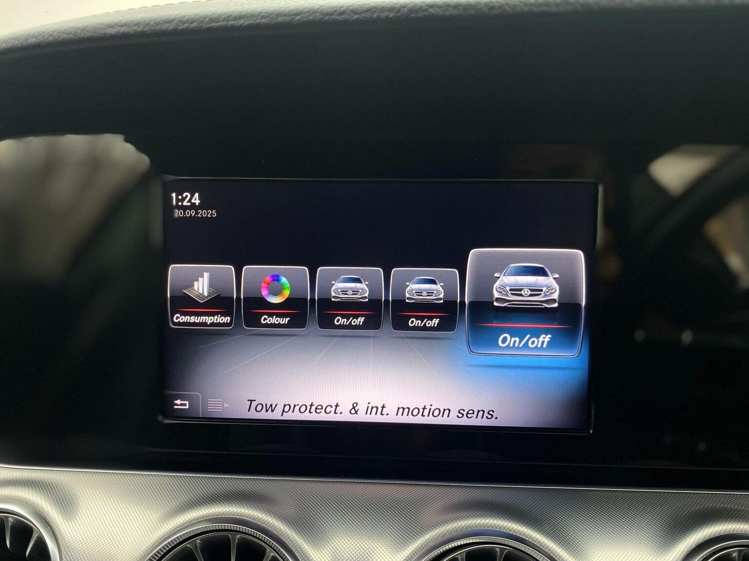 Used Mercedes-Benz E Class 2018 for sale - 76744188: Photo 49