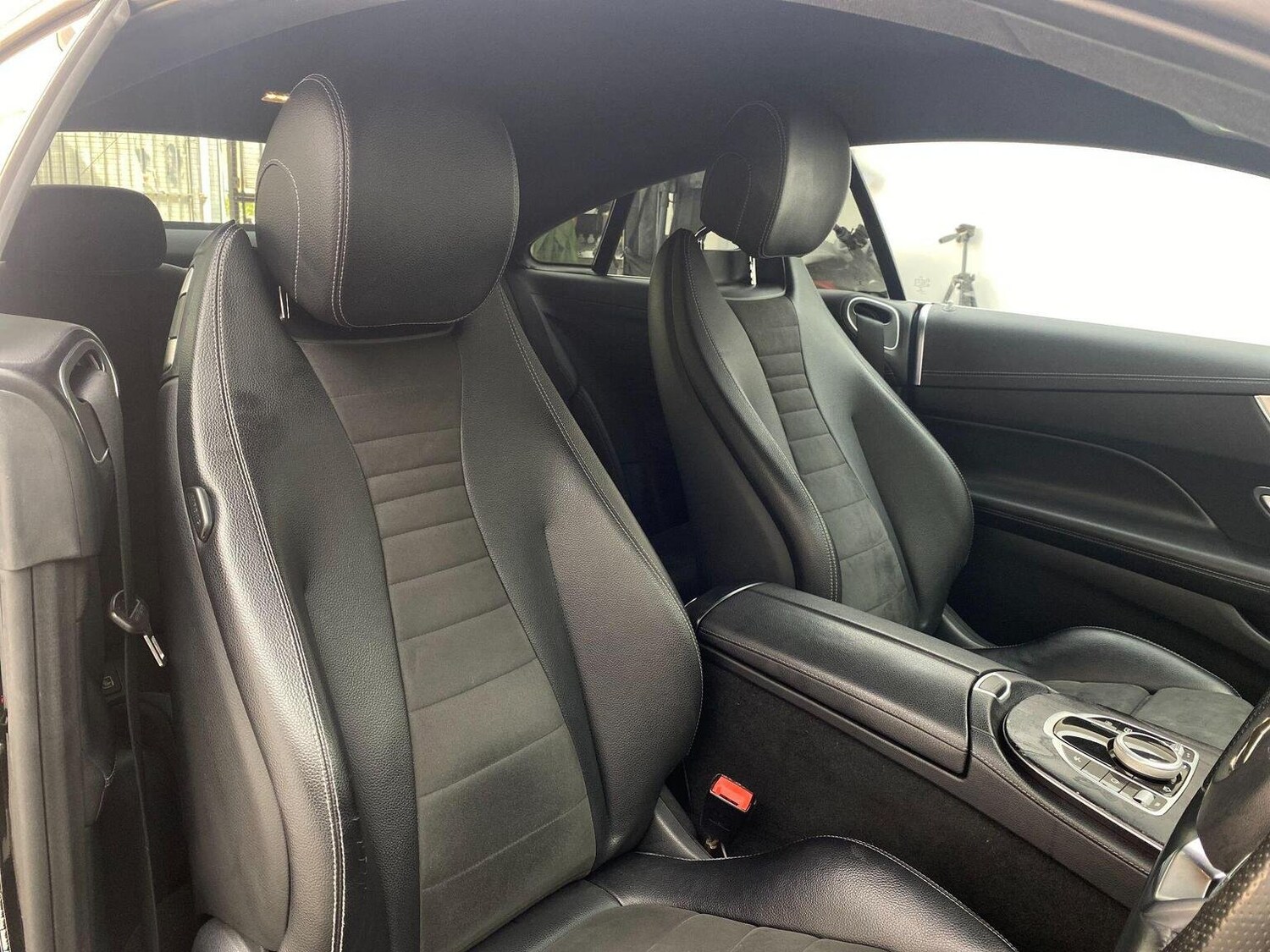 Used Mercedes-Benz E Class 2017 for sale - 76744189: Photo 31