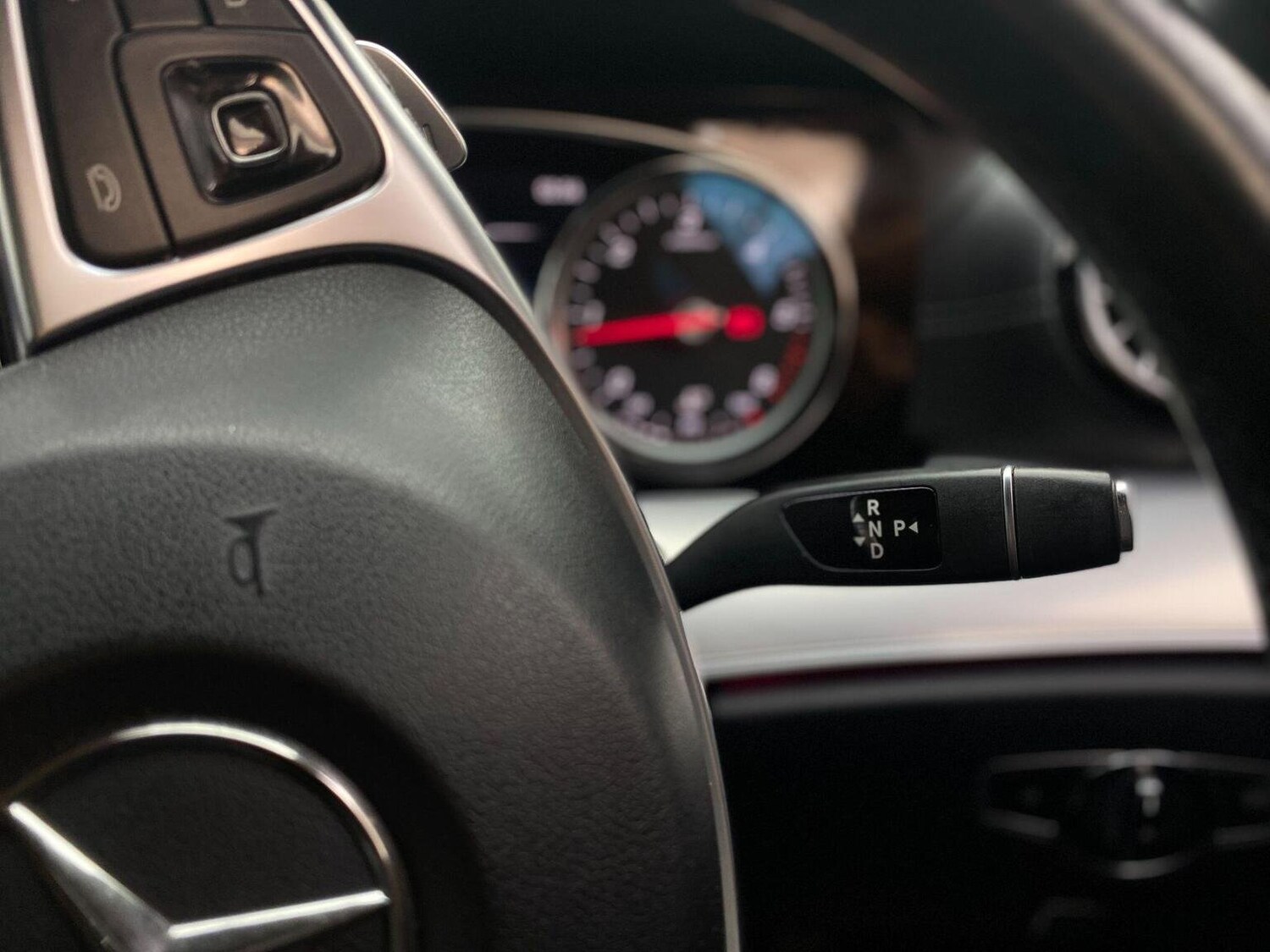 Used Mercedes-Benz E Class 2017 for sale - 76744189: Photo 40