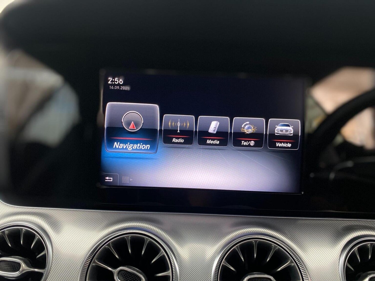 Used Mercedes-Benz E Class 2017 for sale - 76744189: Photo 44