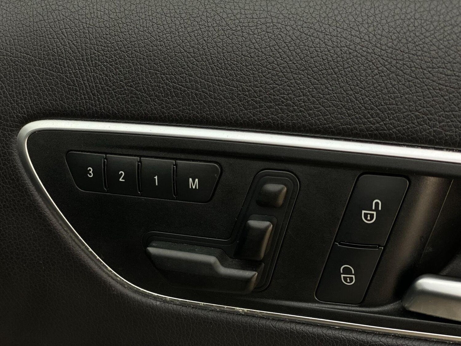 Used Mercedes-Benz GLA 2016 for sale - 76744243: Photo 25