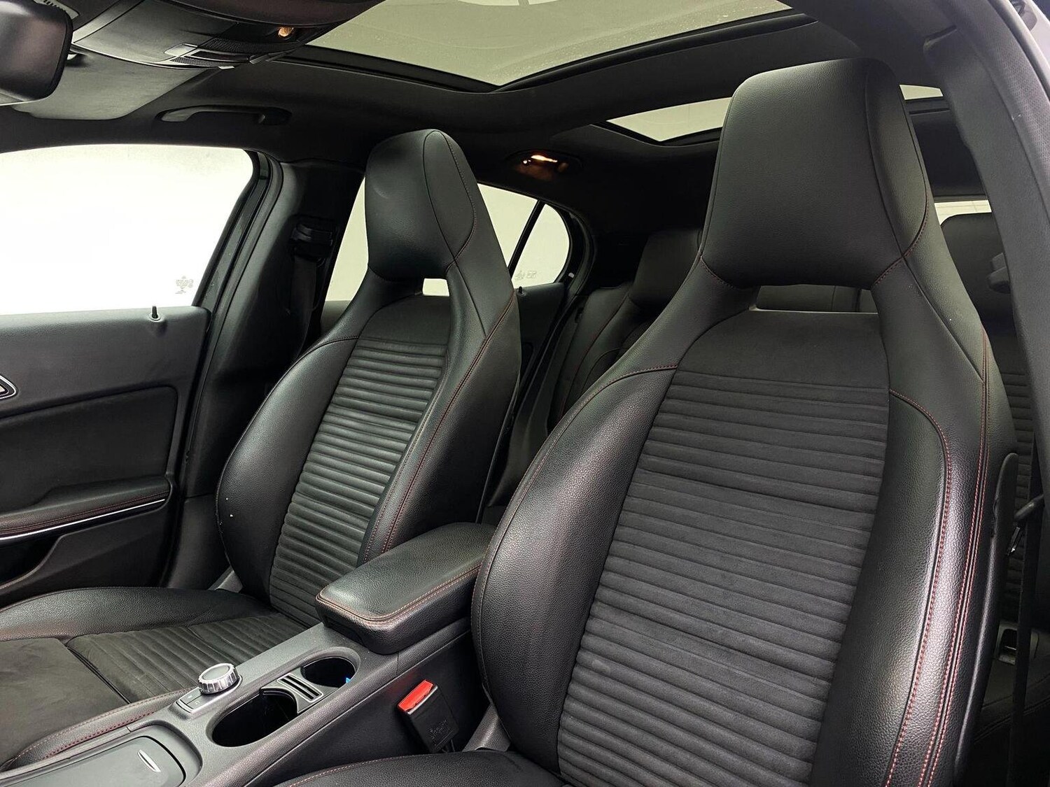 Used Mercedes-Benz GLA 2016 for sale - 76744243: Photo 45