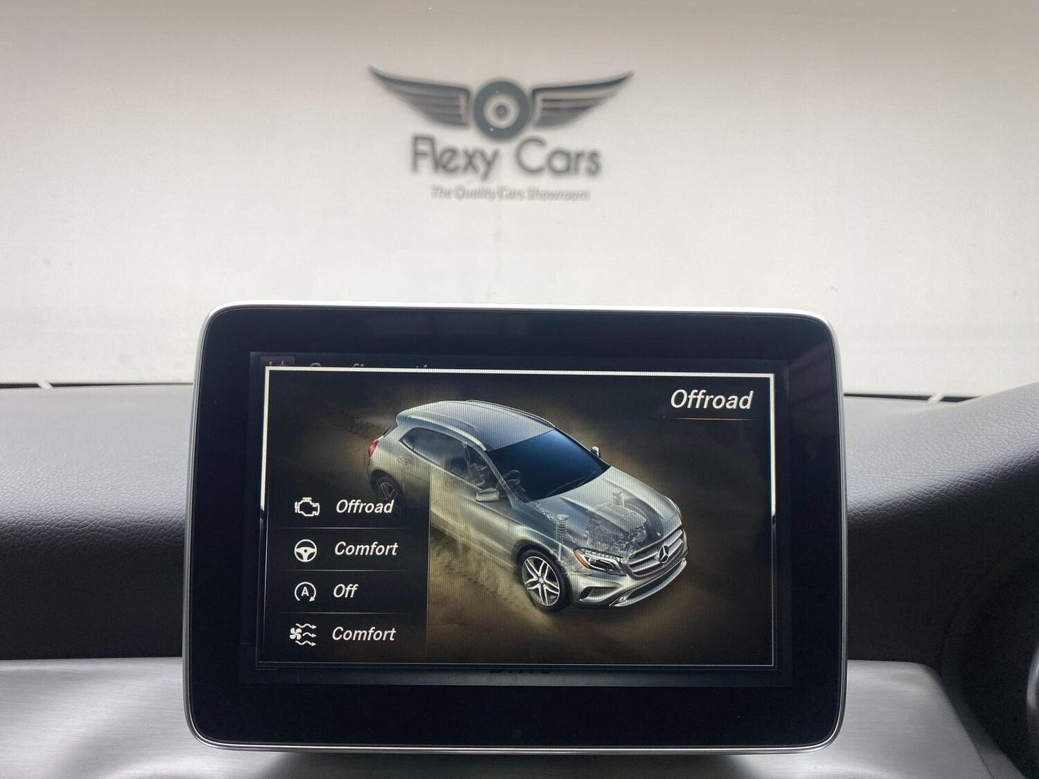 Used Mercedes-Benz GLA 2016 for sale - 76744243: Photo 65