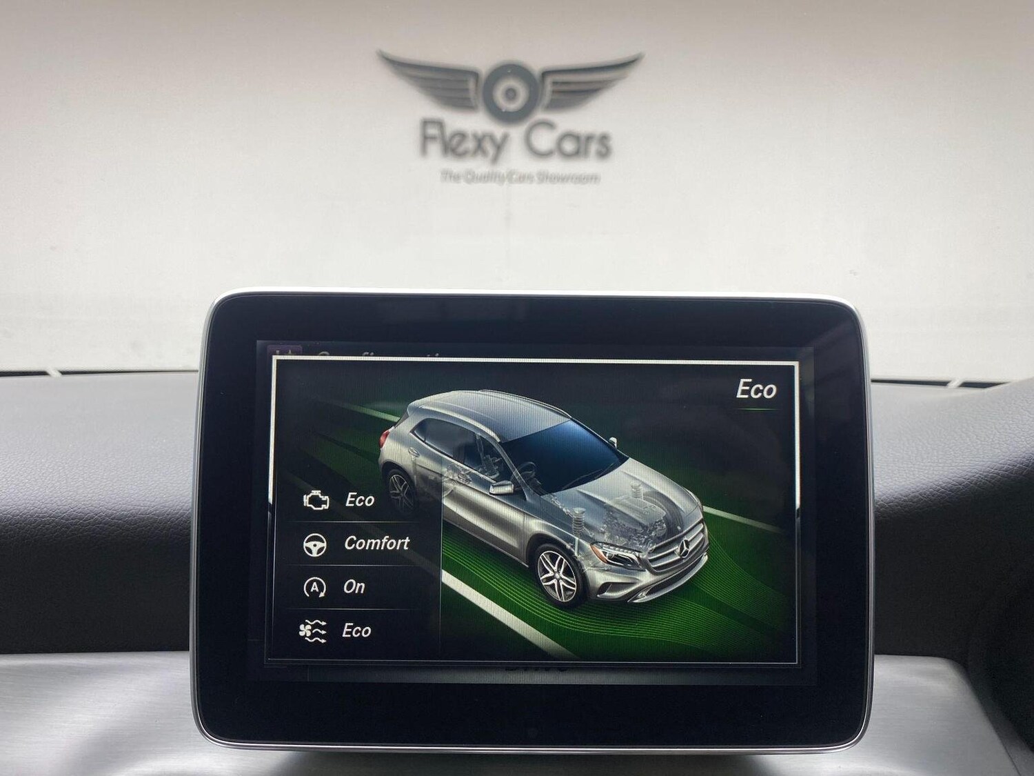 Used Mercedes-Benz GLA 2016 for sale - 76744243: Photo 66