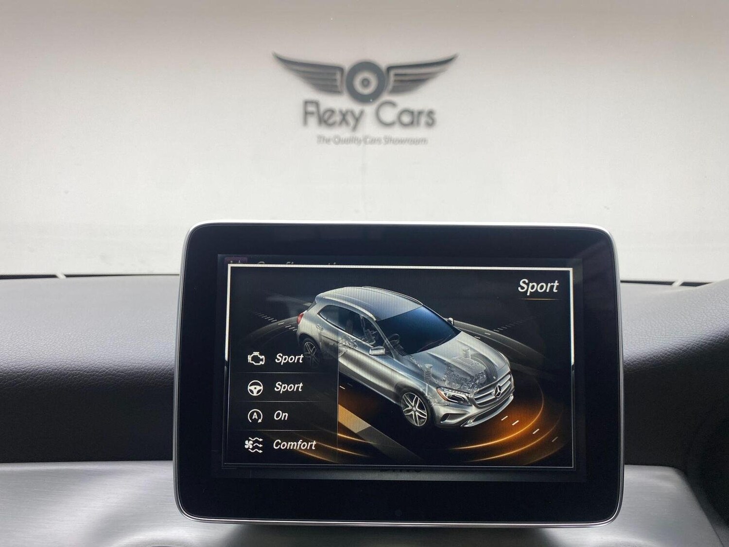 Used Mercedes-Benz GLA 2016 for sale - 76744243: Photo 68