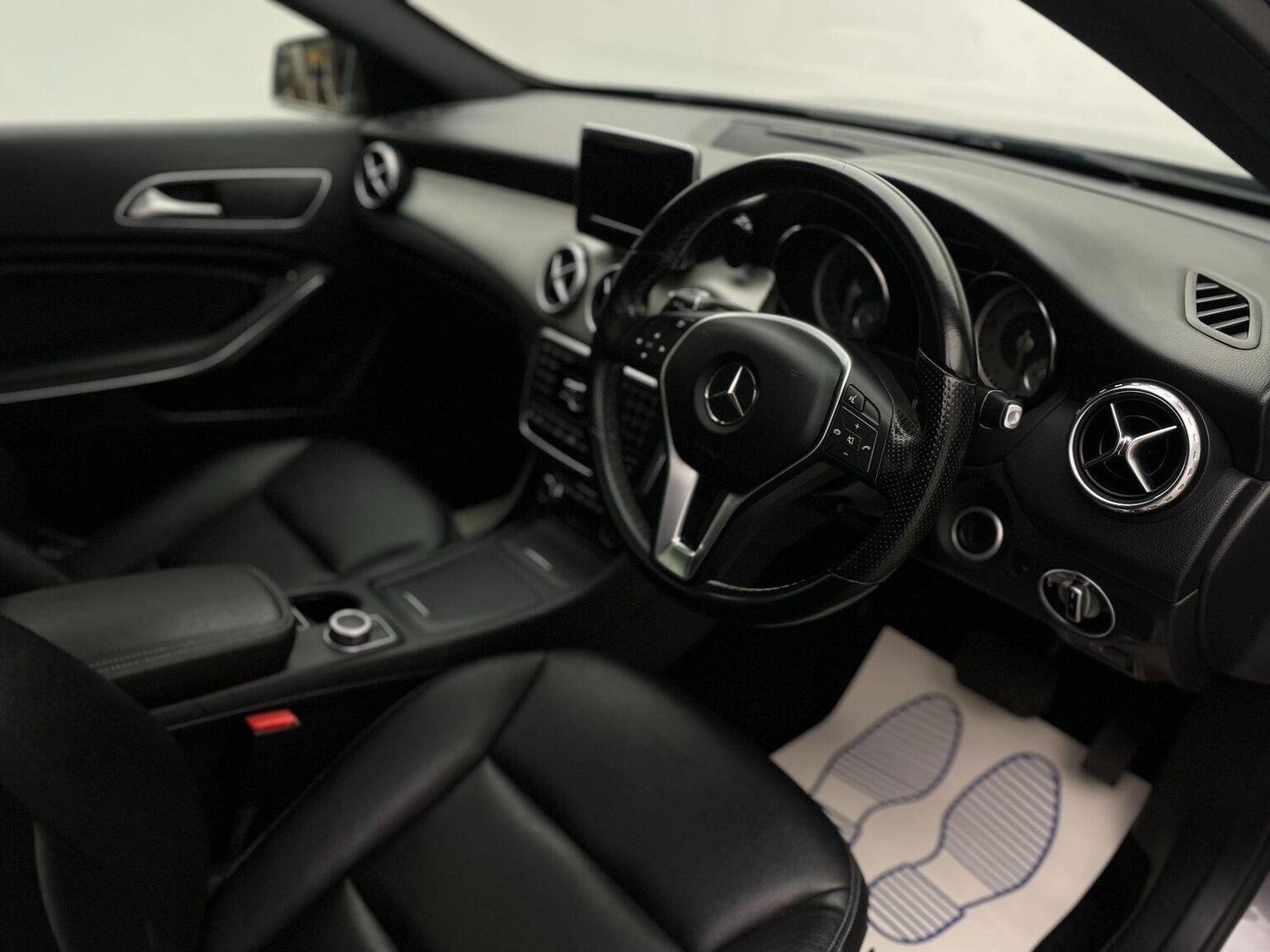 Used Mercedes-Benz GLA 2015 for sale - 76744157: Photo 25