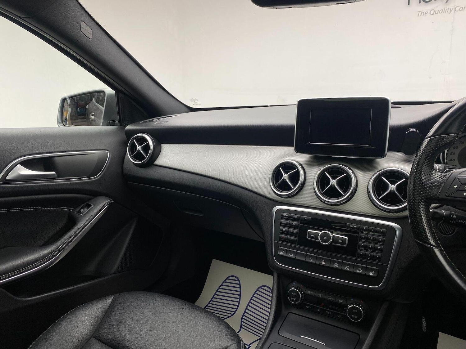 Used Mercedes-Benz GLA 2015 for sale - 76744157: Photo 27