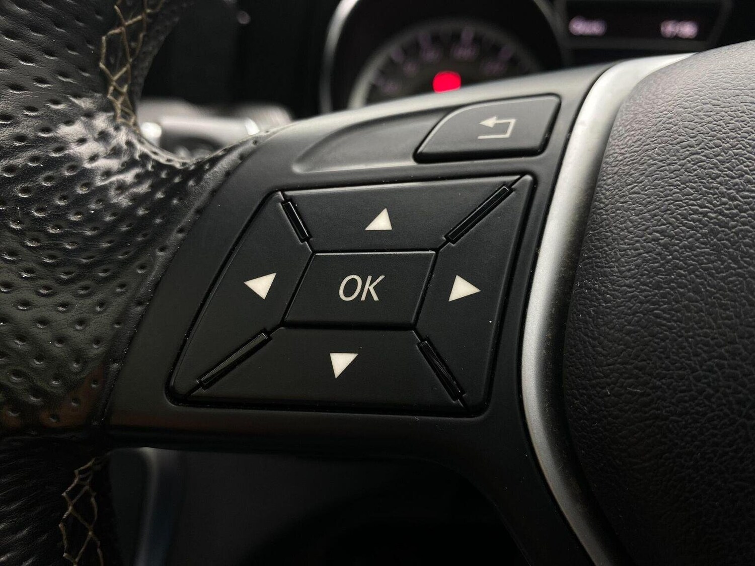 Used Mercedes-Benz GLA 2015 for sale - 76744157: Photo 40