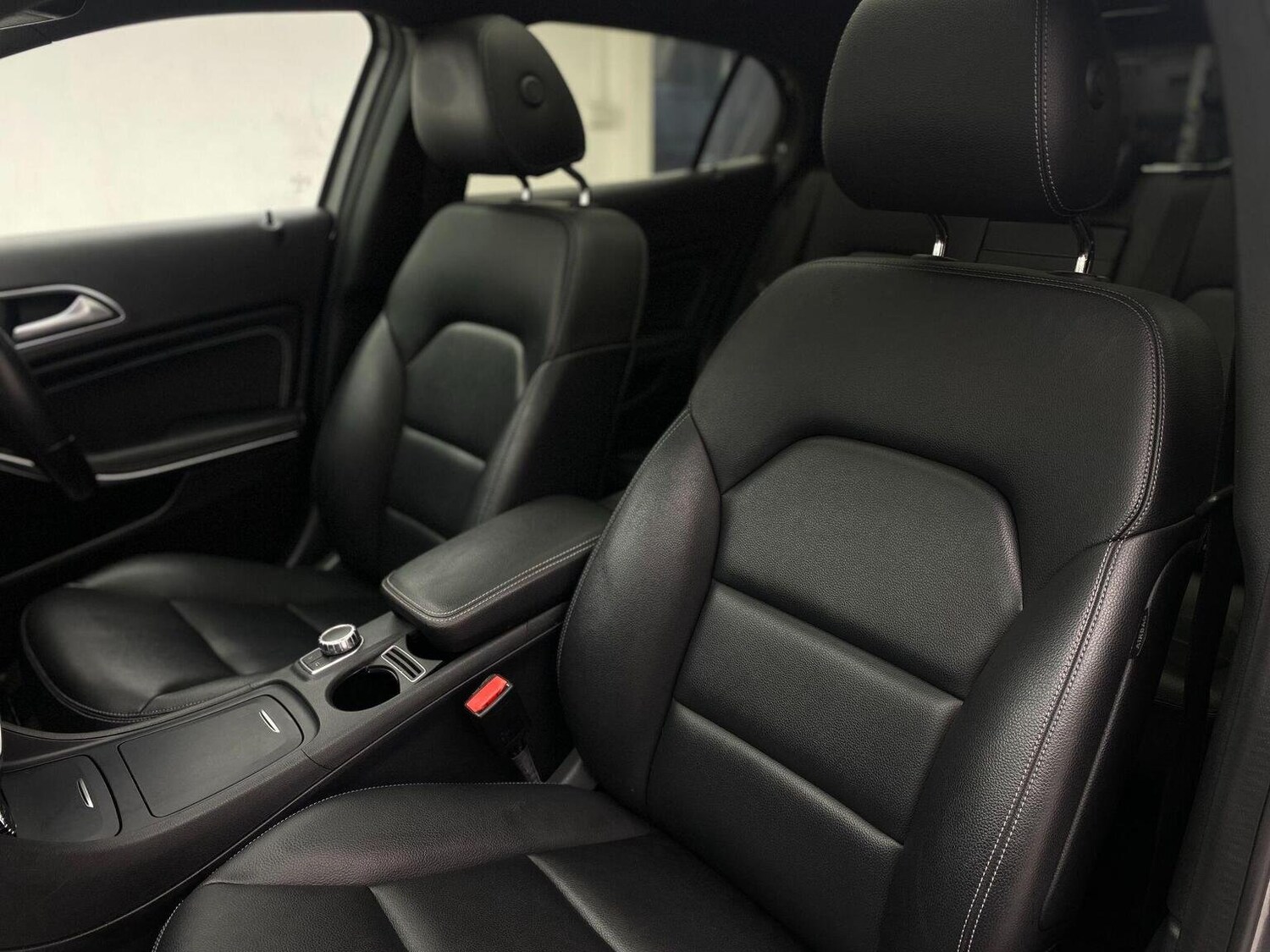 Used Mercedes-Benz GLA 2015 for sale - 76744157: Photo 58