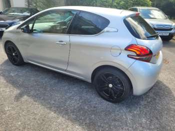 Used Peugeot 208 2016 for sale - 74533933: Photo