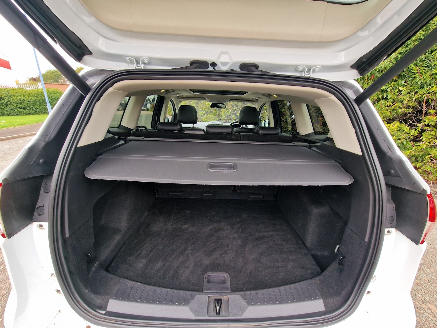 Used Ford Kuga 2016 for sale - 76198729: Photo 44