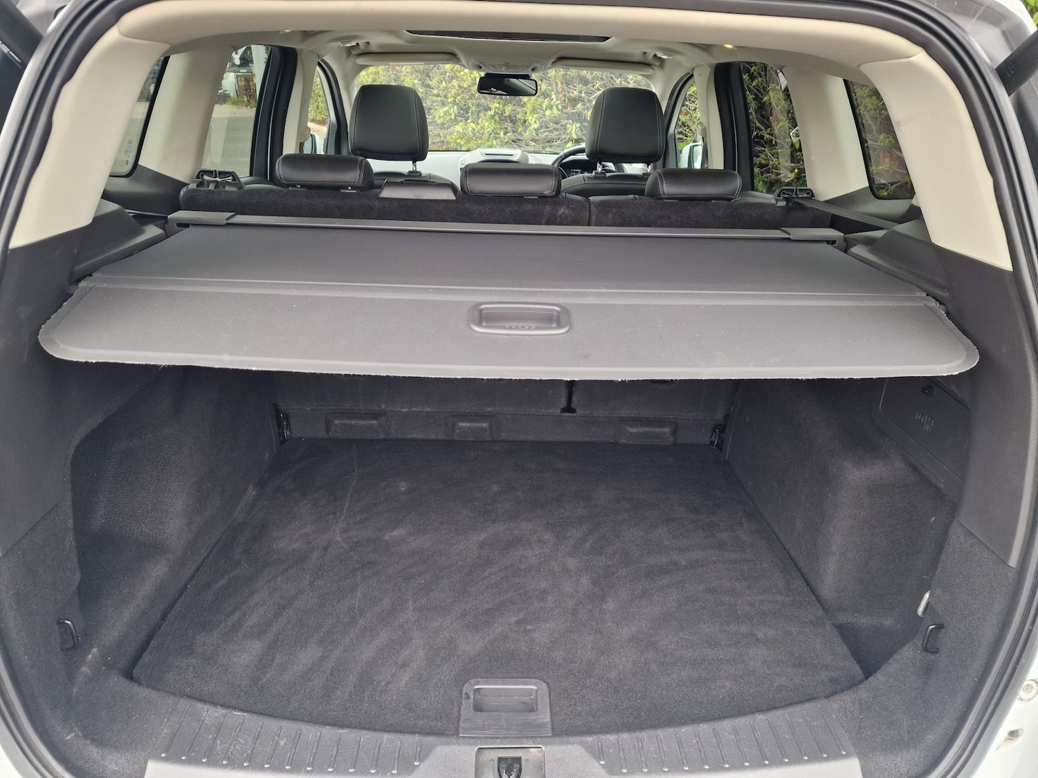 Used Ford Kuga 2016 for sale - 76198729: Photo 45