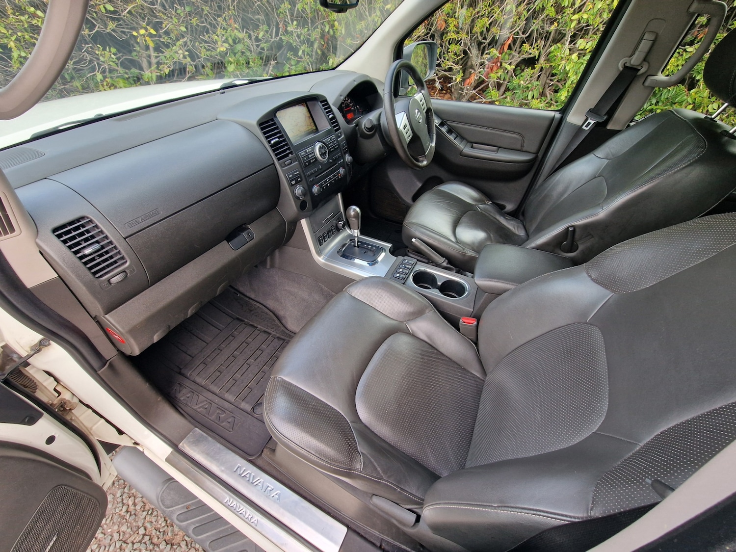 Used Nissan Navara 2012 for sale - 76483157: Photo 26