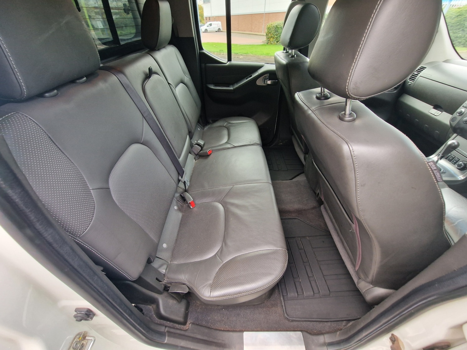 Used Nissan Navara 2012 for sale - 76483157: Photo 38