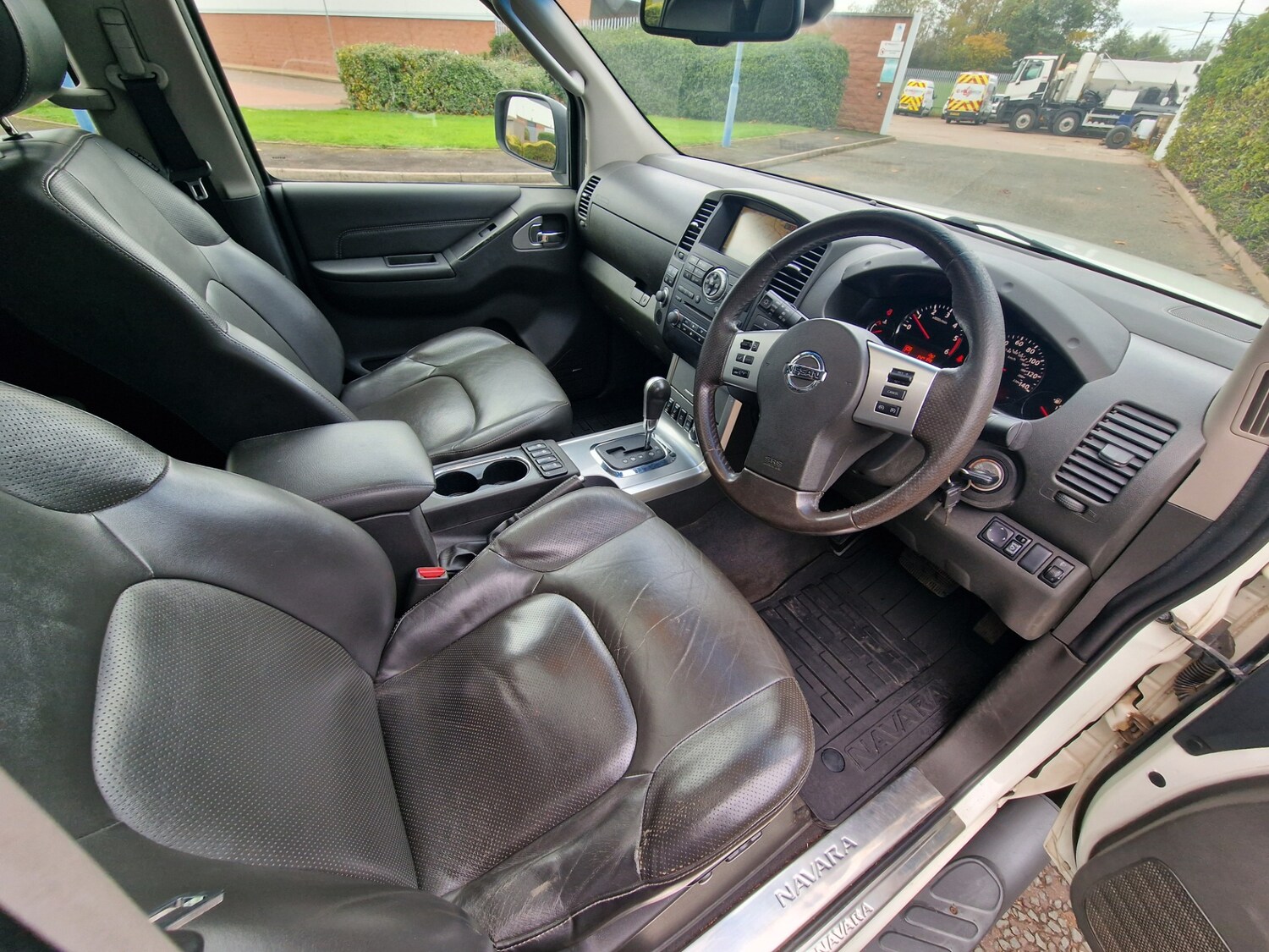 Used Nissan Navara 2012 for sale - 76483157: Photo 40