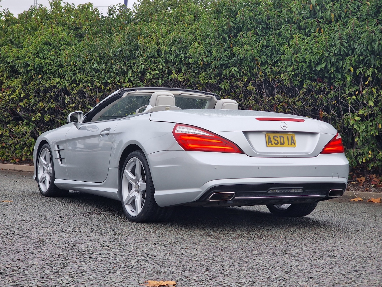 Used Mercedes-Benz SL 2012 for sale - 76483146: Photo 3