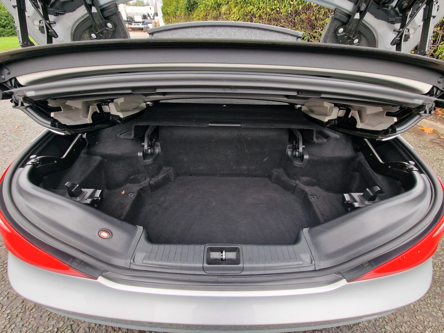 Used Mercedes-Benz SL 2012 for sale - 76483146: Photo 35