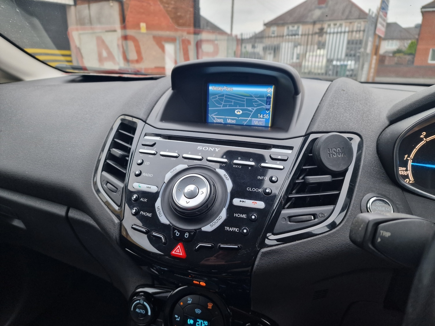 Used Ford Fiesta 2015 for sale - 77073343: Photo 4