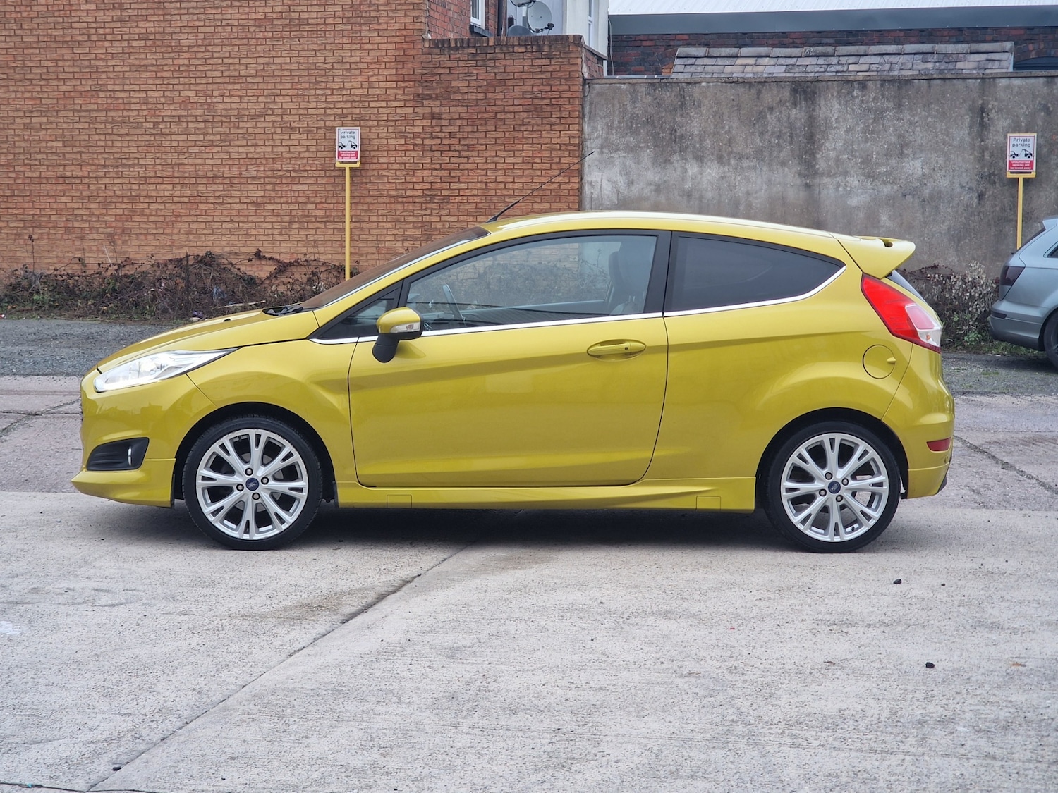 Used Ford Fiesta 2015 for sale - 77073343: Photo 7