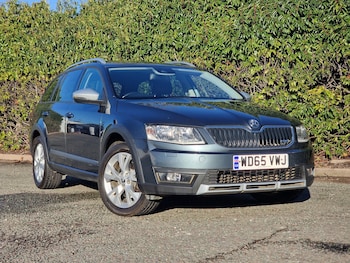 Used Skoda Octavia 2015 for sale - 76699649: Photo